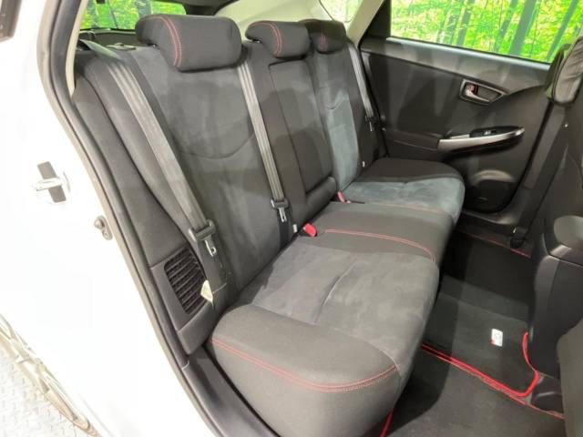 Toyota PRIUS 2013-07 180667-10
