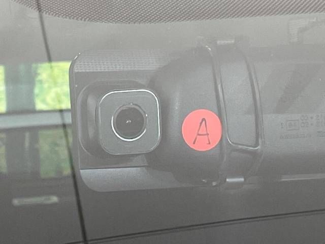 Toyota PRIUS 2013-07 180667-5