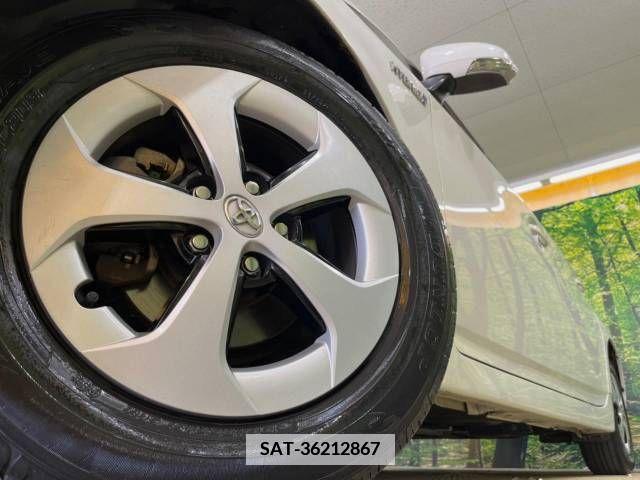 Toyota PRIUS 2012-06 377457-13