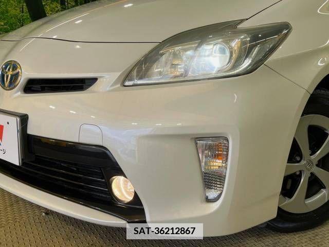 Toyota PRIUS 2012-06 377457-12