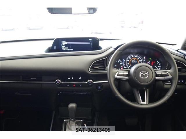 Mazda CX-30 2023-02 302105-1