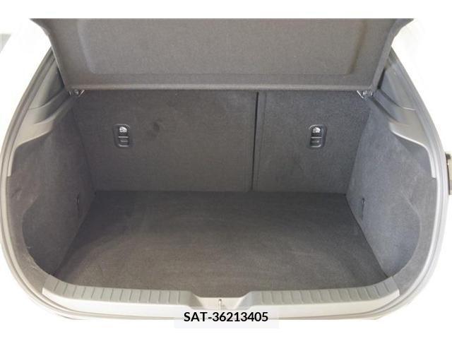 Mazda CX-30 2023-02 302105-16