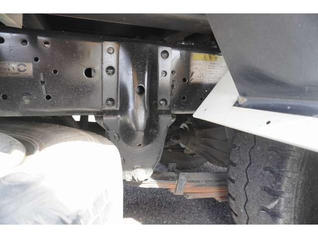 Isuzu ELF TRUCK 2015-03 17930-9
