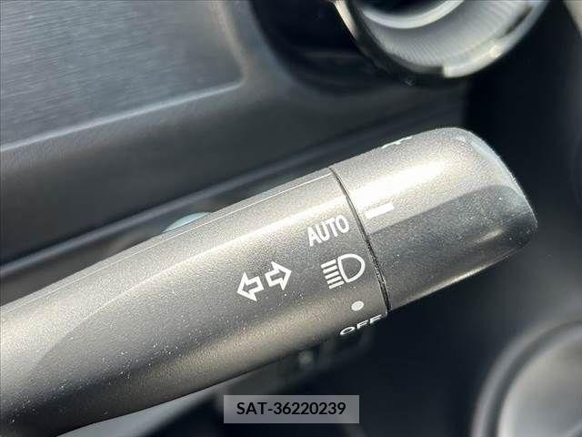 Toyota AQUA 2019-04 243515-28
