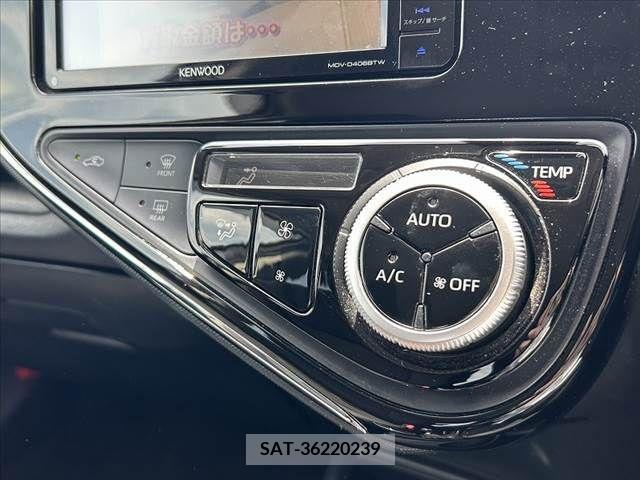 Toyota AQUA 2019-04 243515-26