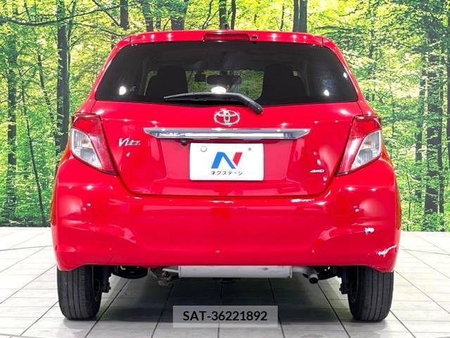 Toyota VITZ 2013-10 370176-14