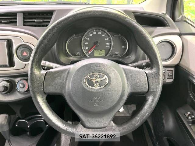 Toyota VITZ 2013-10 370176-11