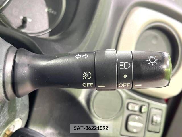 Toyota VITZ 2013-10 370176-7