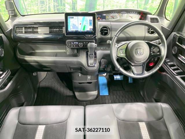 Honda N BOX CUSTOM 2021-03 278909-1