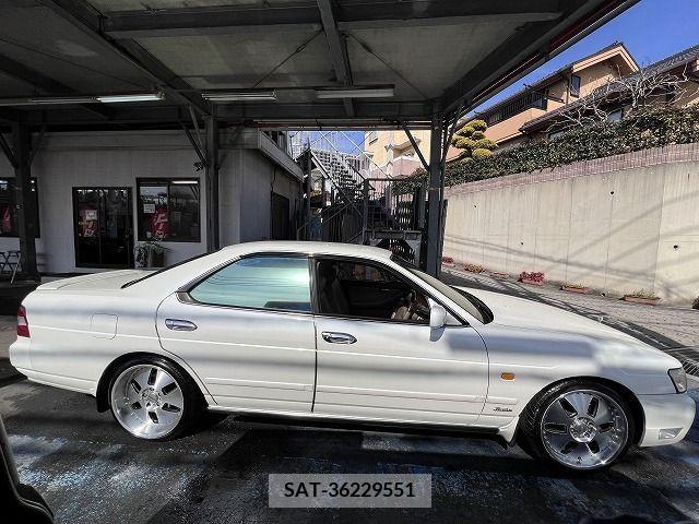 Nissan LAUREL 1999-09 225318-7