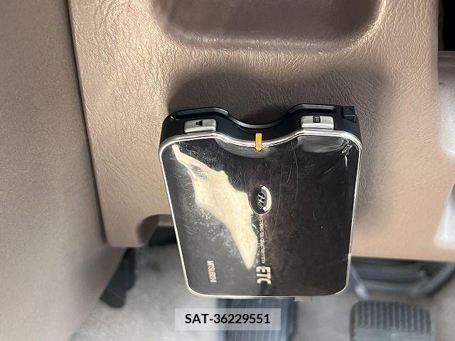 Nissan LAUREL 1999-09 225318-9