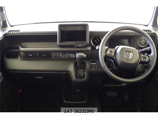 Honda N BOX CUSTOM 2023-10 210902-1
