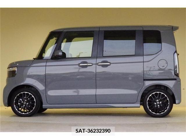 Honda N BOX CUSTOM 2023-10 210902-26