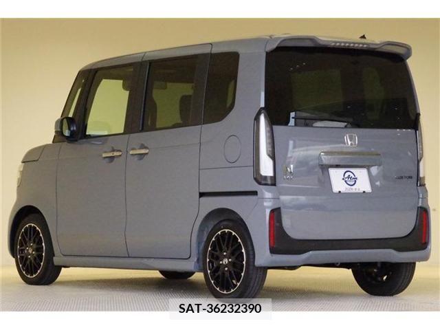 Honda N BOX CUSTOM 2023-10 210902-25
