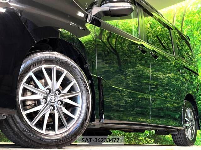Toyota VOXY 2014-09 321413-10