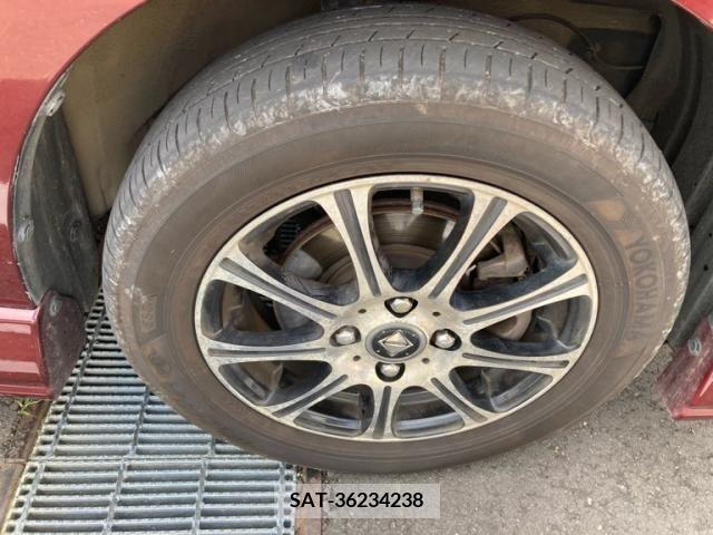 Suzuki SOLIO 2011-09 394139-7