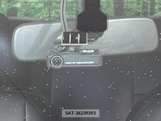 Nissan MARCH 2013-12 277225-5