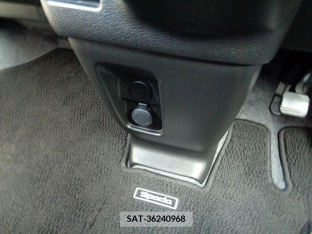 Suzuki SPACIA 2018-02 347009-23