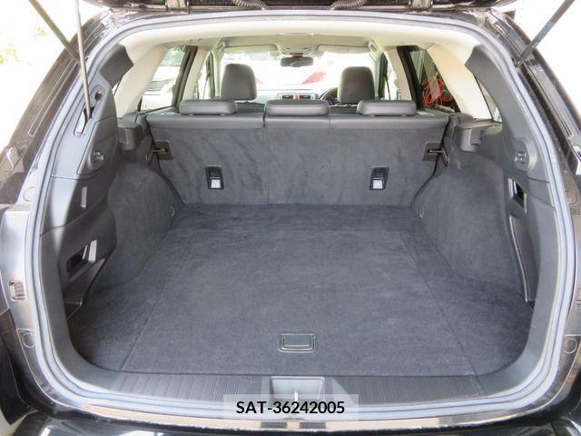 Subaru OUTBACK 2017-01 274876-18