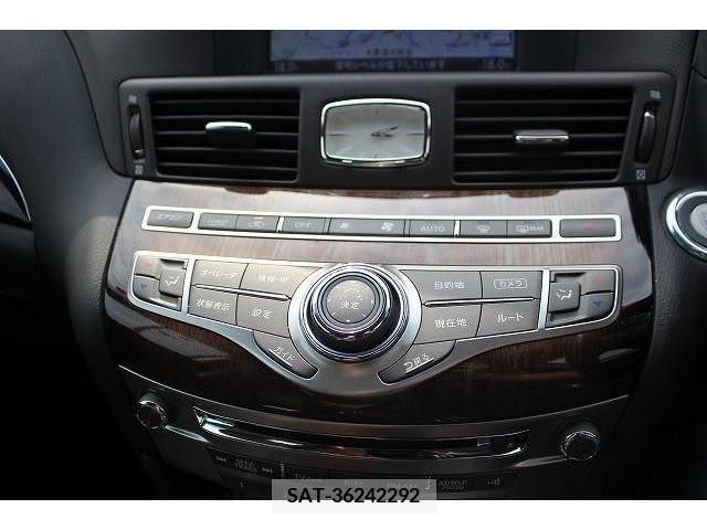 Nissan FUGA 2016-06 387911-4