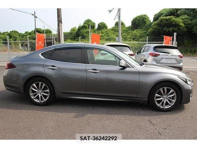 Nissan FUGA 2016-06 387911-6
