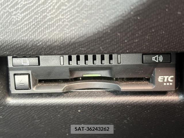 Toyota AQUA 2017-09 291852-8