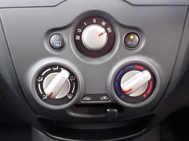 Nissan NOTE 2018-10 6890-10