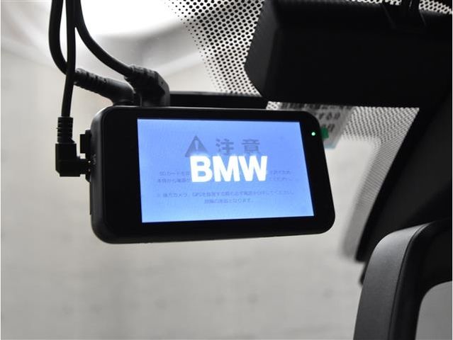 Bmw 2 SERIES 2021-08 17926-29