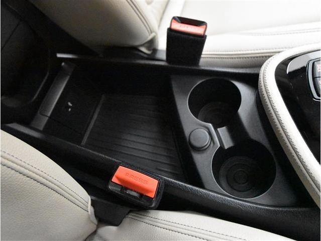 Bmw 2 SERIES 2021-08 17926-26