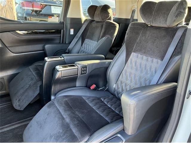 Toyota VELLFIRE 2016-04 27376-19