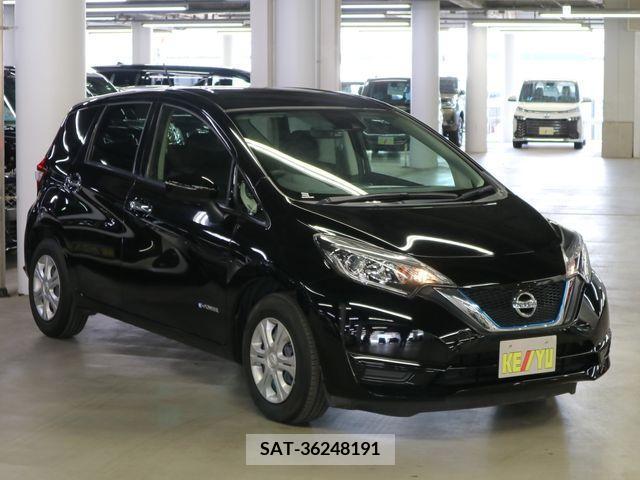 Nissan NOTE 2017-12 279842-3