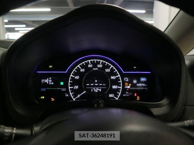 Nissan NOTE 2017-12 279842-19