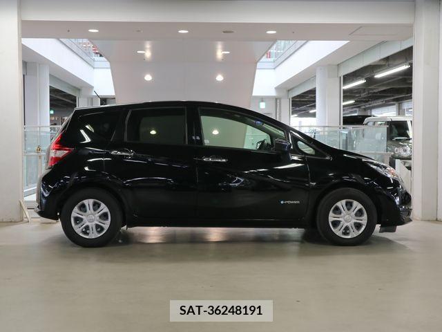 Nissan NOTE 2017-12 279842-7