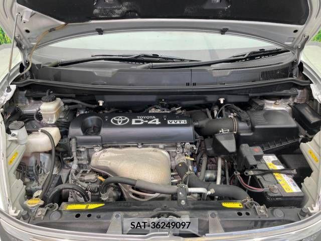 Toyota ISIS 2006-06 247534-18