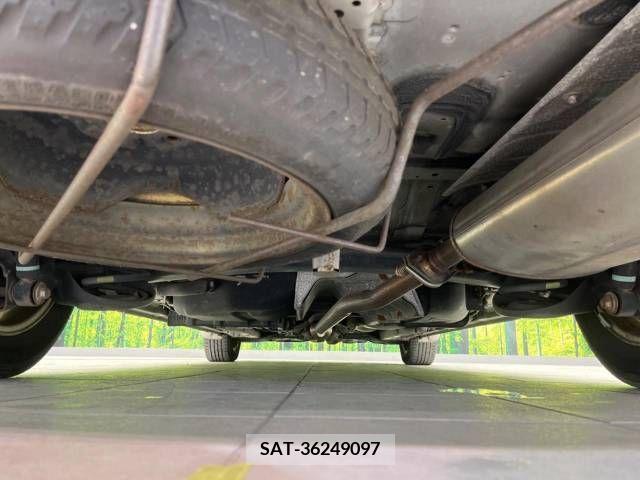 Toyota ISIS 2006-06 247534-19
