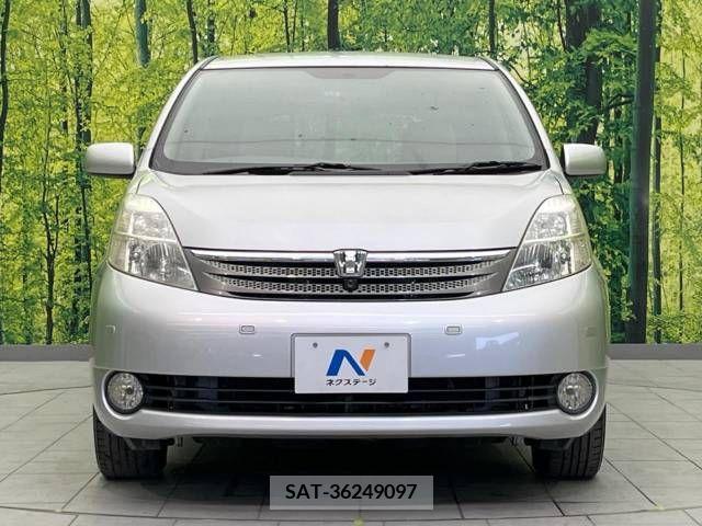 Toyota ISIS 2006-06 247534-14