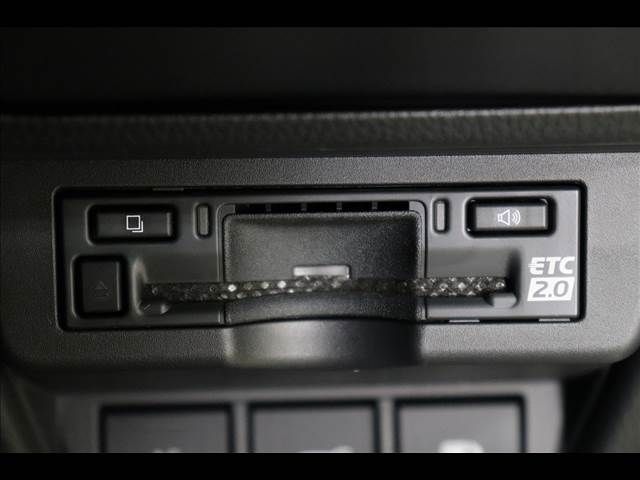 Toyota PRIUS 2023-08 20910-6