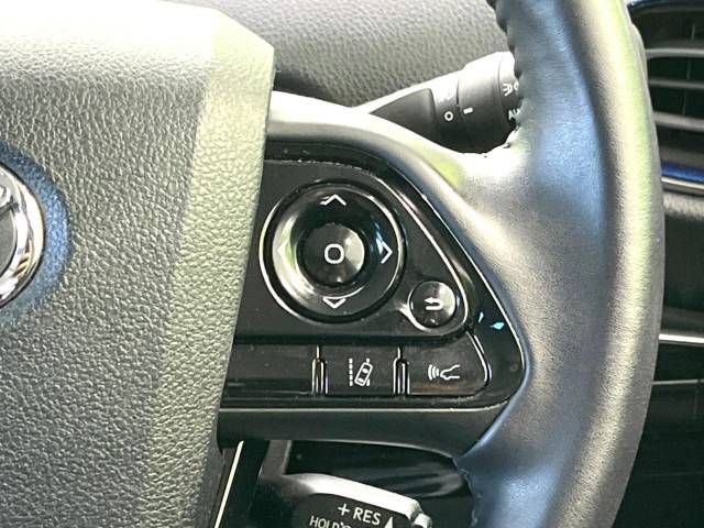 Toyota PRIUS 2019-11 28921-4