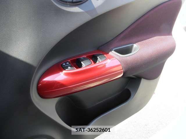 Nissan JUKE 2012-01 373467-19