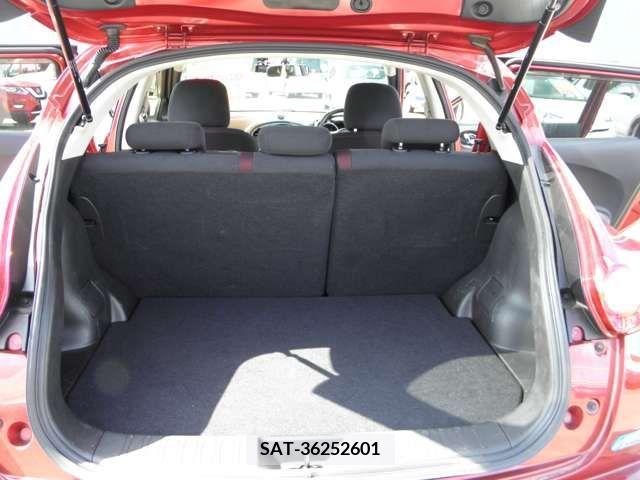 Nissan JUKE 2012-01 373467-8