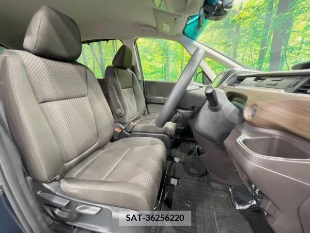 Honda FREED 2022-05 235834-9