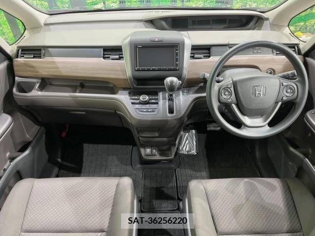 Honda FREED 2022-05 235834-1