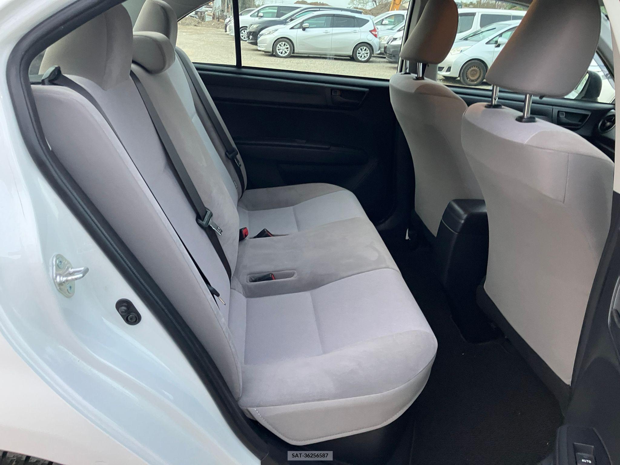 Toyota COROLLA AXIO 2017-03 258290-11