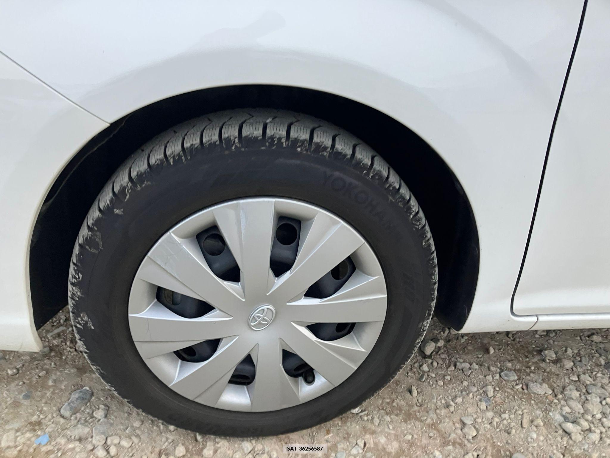 Toyota COROLLA AXIO 2017-03 258290-22