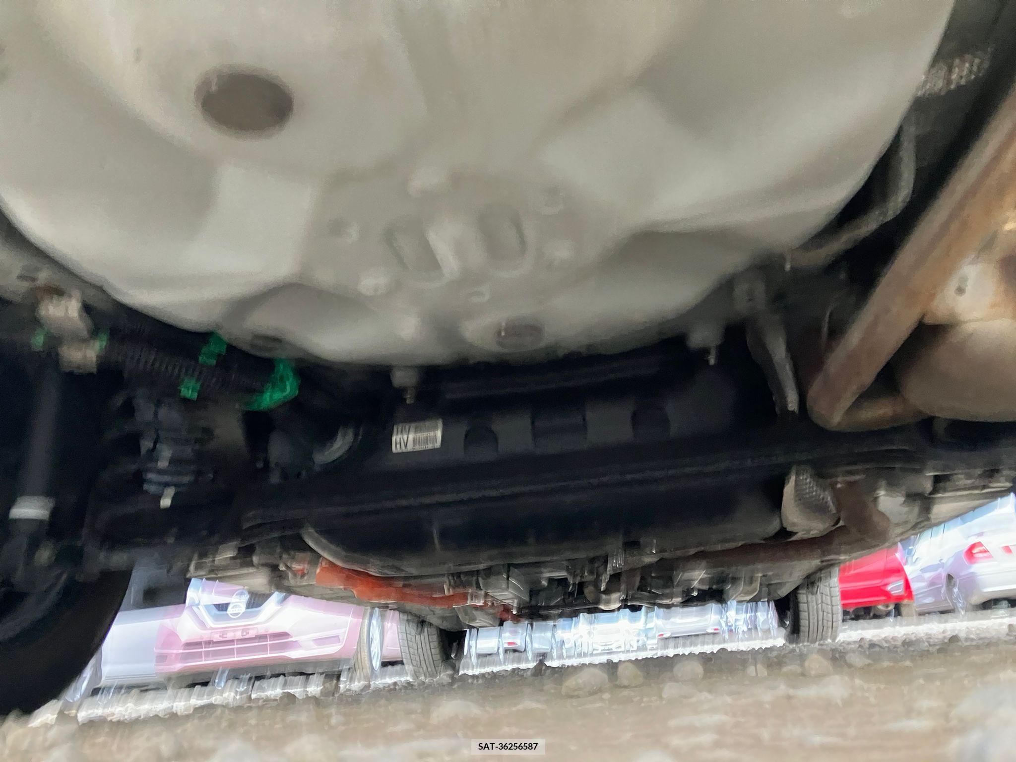 Toyota COROLLA AXIO 2017-03 258290-24