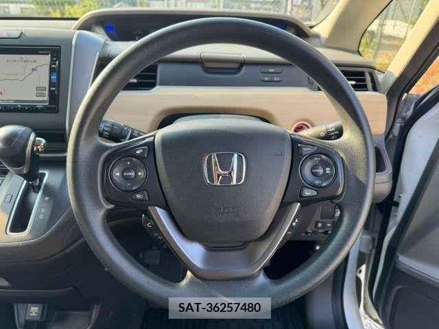 Honda FREED 2019-10 335458-15