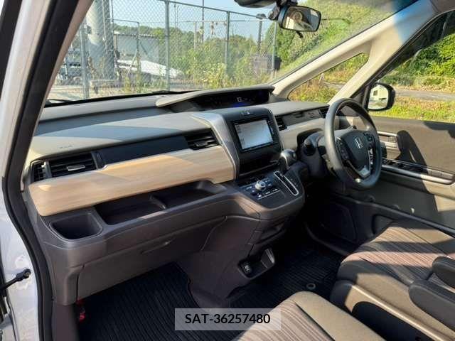 Honda FREED 2019-10 335458-13