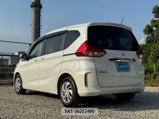 Honda FREED 2019-10 335458-2
