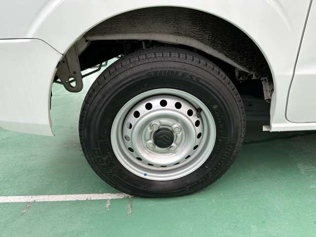Suzuki EVERY 2022-11 195383-11