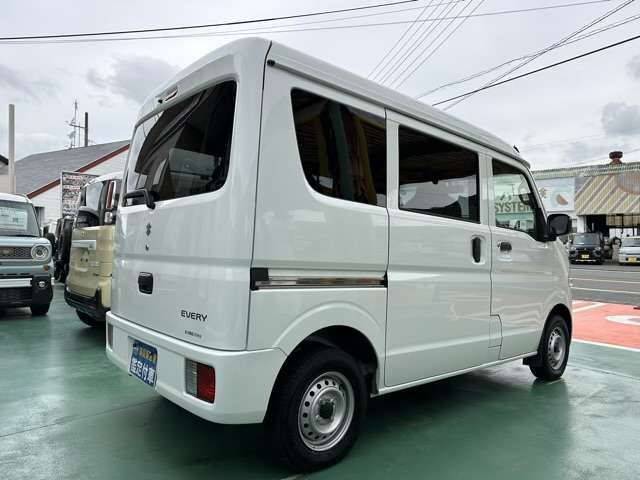Suzuki EVERY 2022-11 195383-10